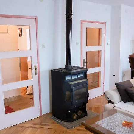 Licki San Apartman Srb