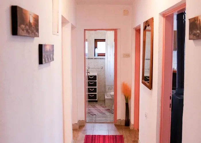 Apartment Licki San *