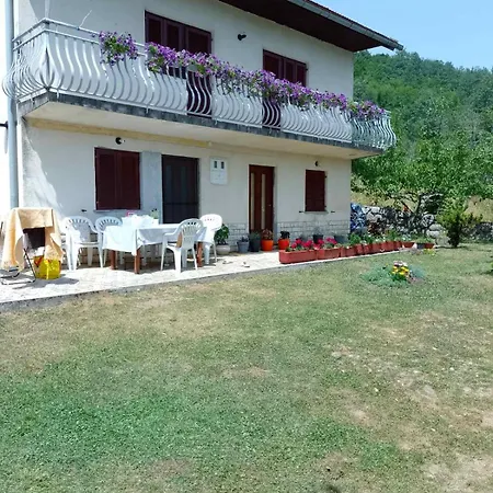 Licki San Apartamento Srb